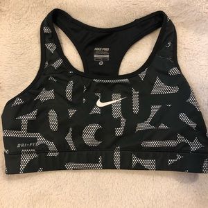 Nike Pro Patterned Sports Bra